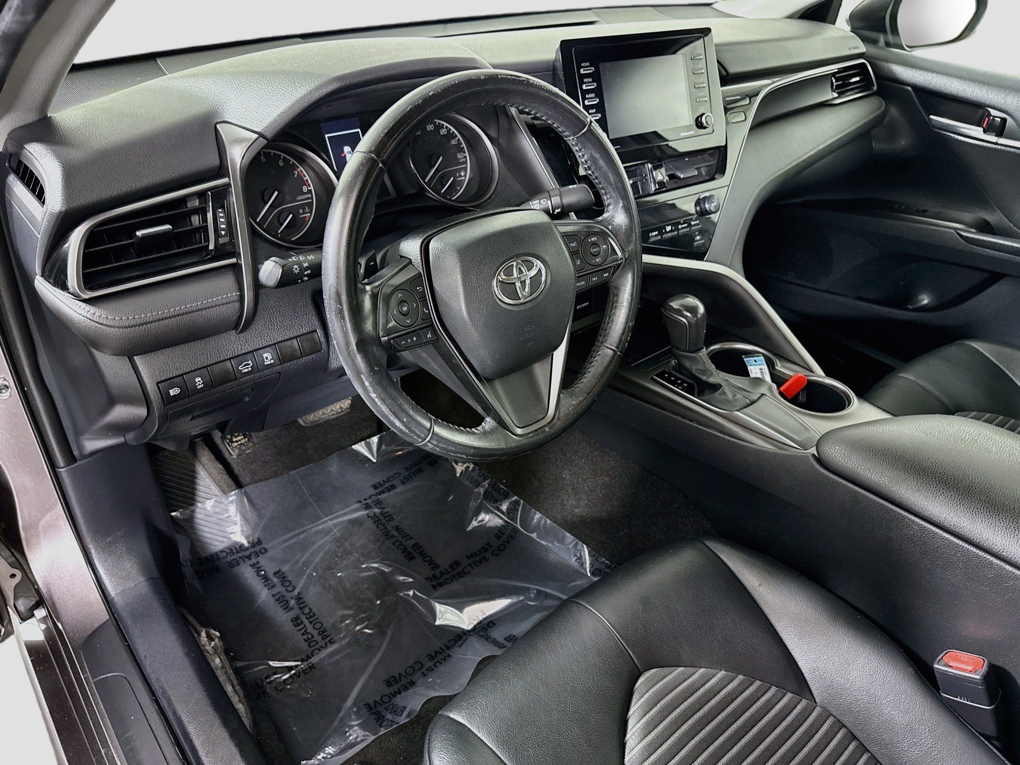 Used 2021 Toyota Camry SE w/ Carpet Mat Package (TMS) FWD image 22