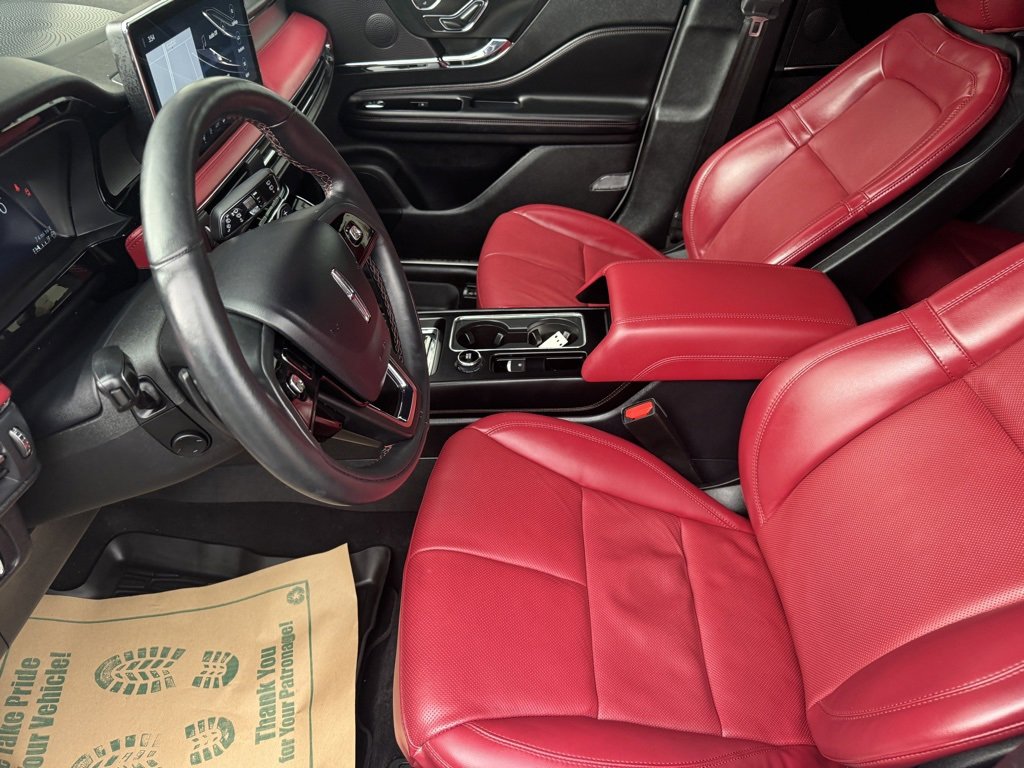 Used 2023 Lincoln Corsair Reserve w/ Equipment Group 201A image 11