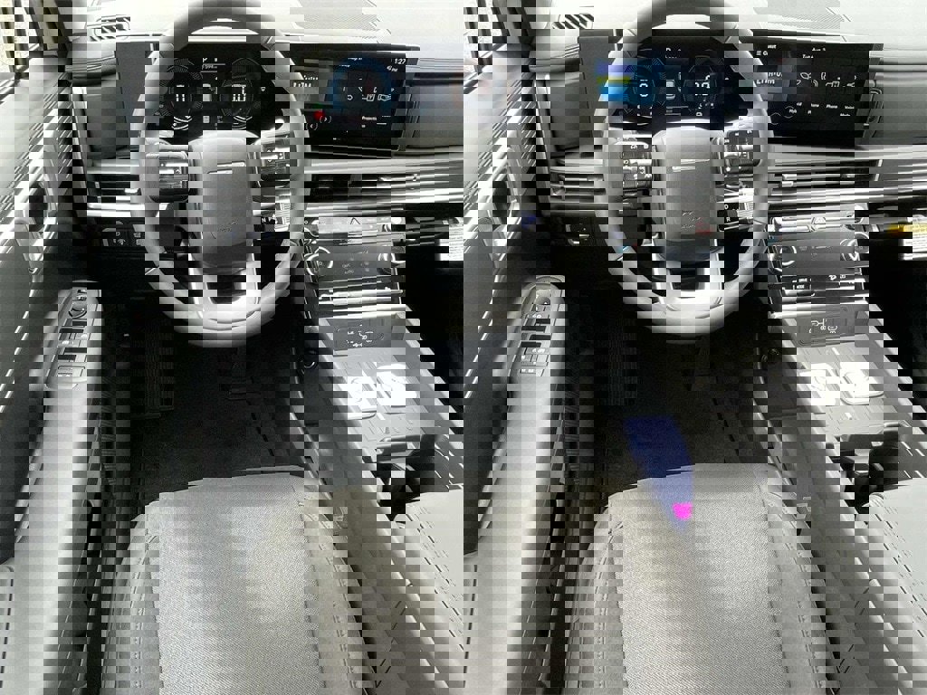 New 2026 Hyundai Santa Fe SE image 13