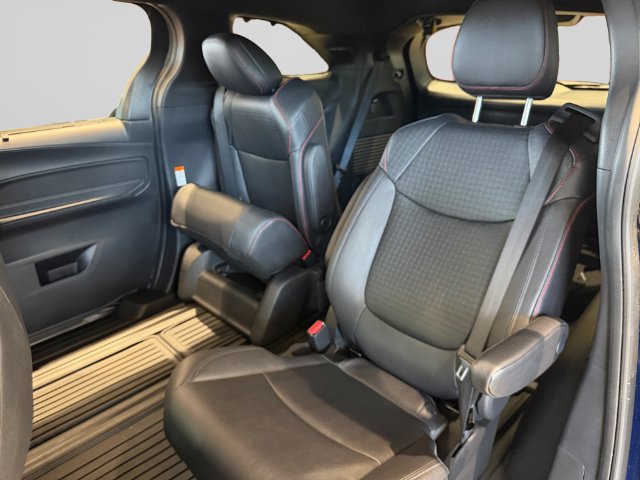 Certified 2026 Toyota Sienna XSE FWD image 12