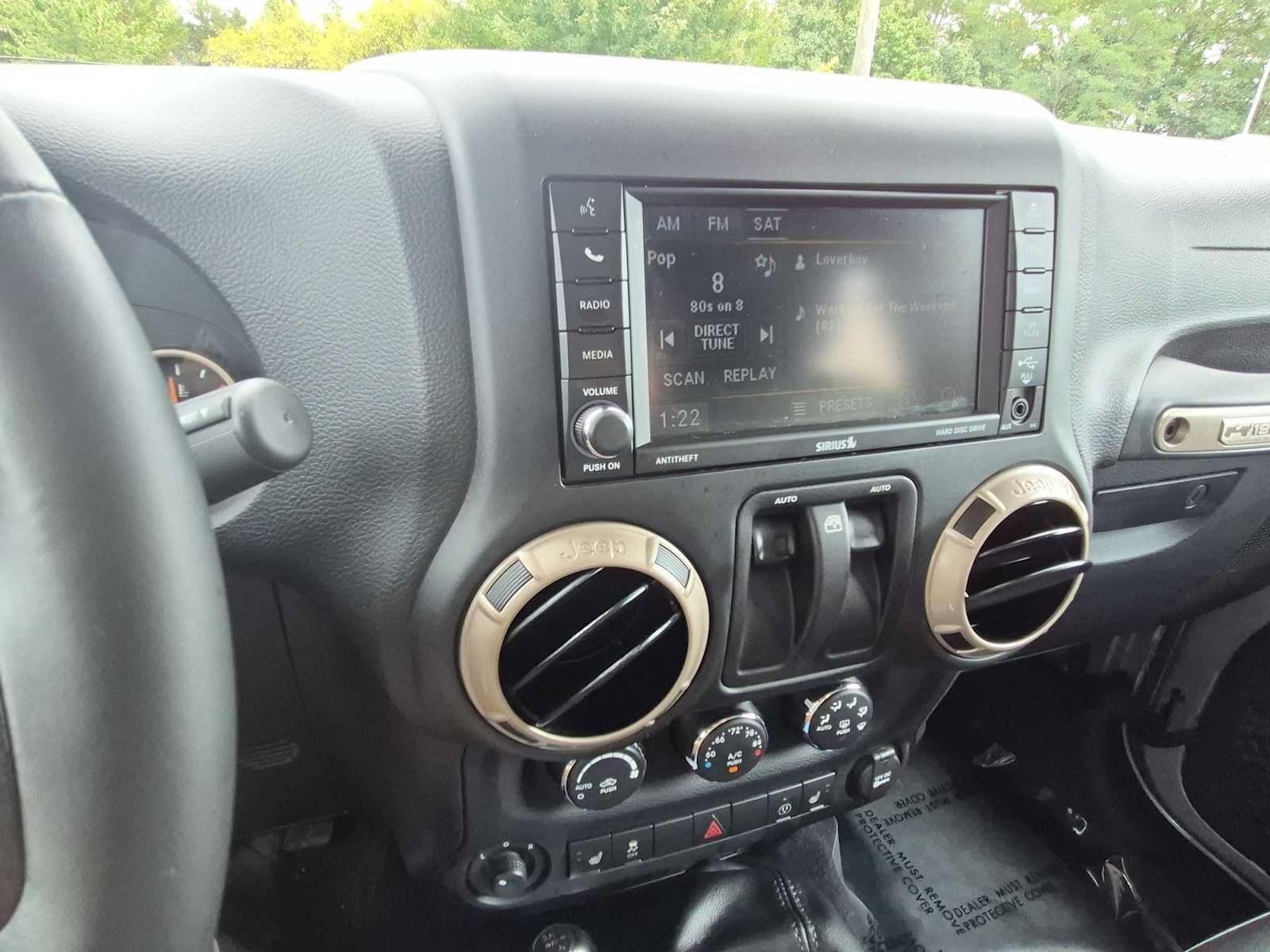 Used 2016 Jeep Wrangler Sahara AWD/4WD image 28
