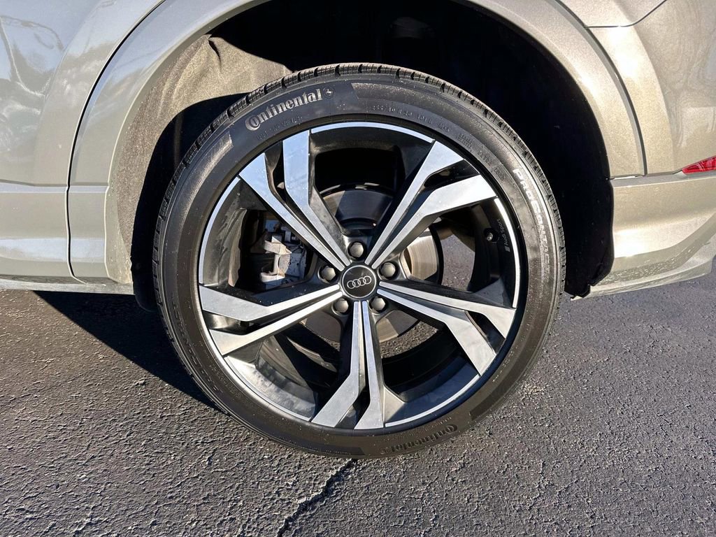 Used 2024 Audi Q3 2.0T Premium Plus w/ Premium Plus Package image 10