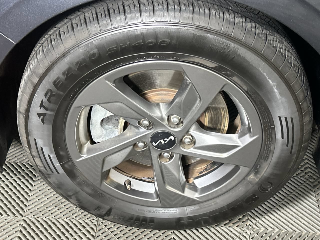 Used 2022 Kia K5 LXS FWD image 10