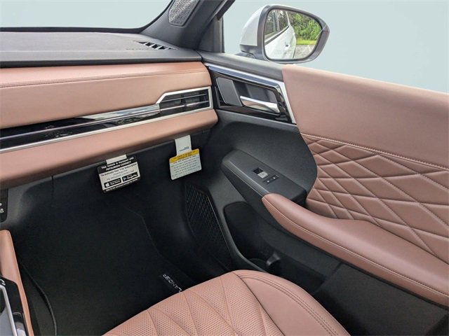 New 2025 Mitsubishi Outlander SEL image 16