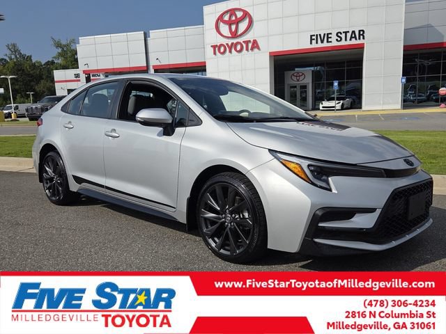 Used 2026 Toyota Corolla SE FWD image 1