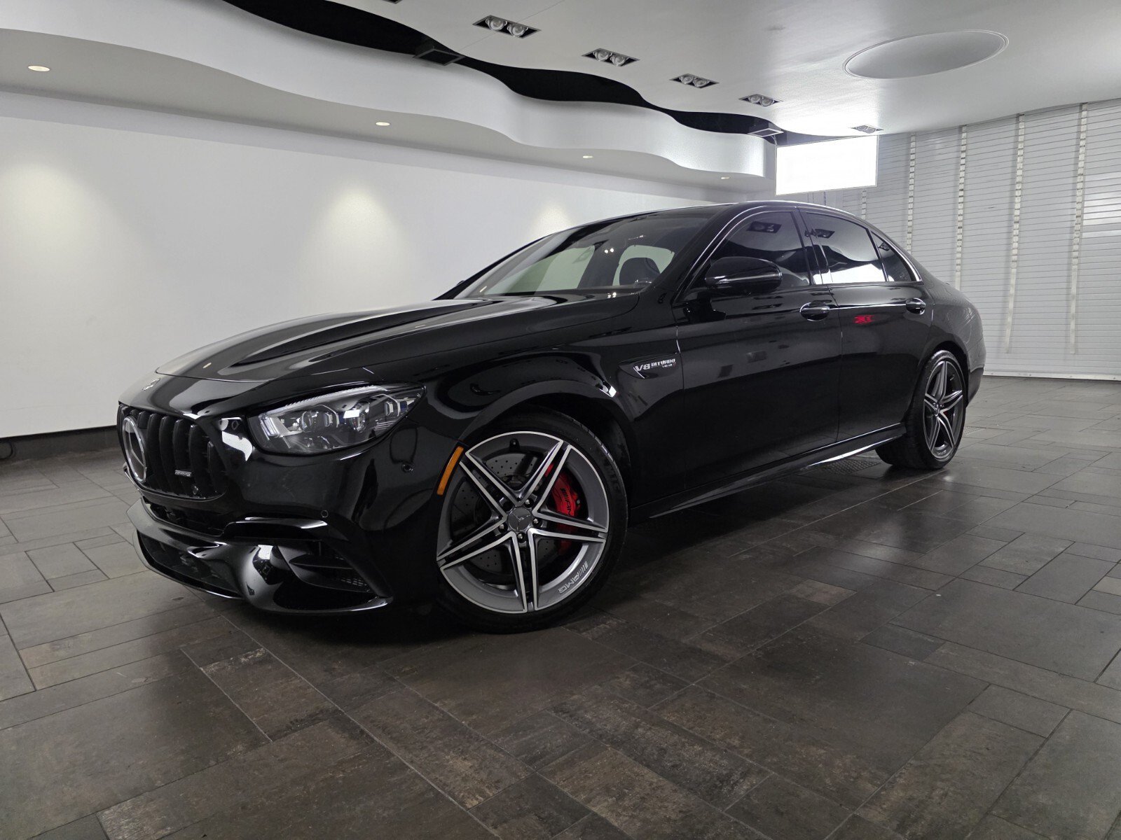 Used 2023 Mercedes-Benz E 63 AMG S image 1