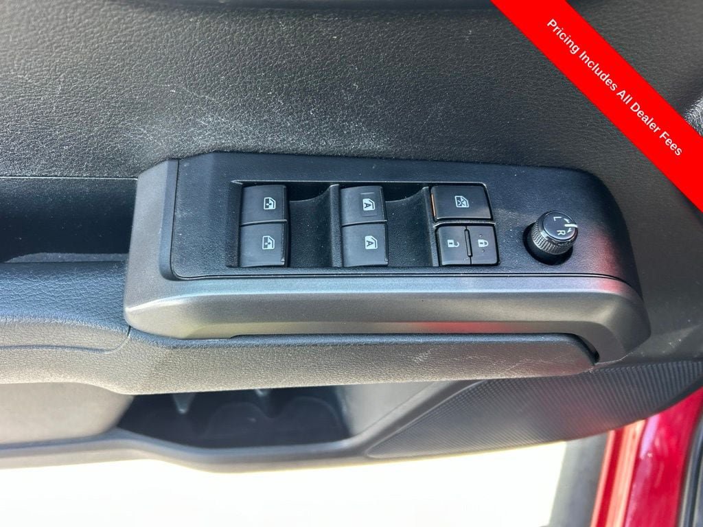 Used 2022 Toyota Tacoma TRD Sport w/ Technology Package AWD/4WD image 5