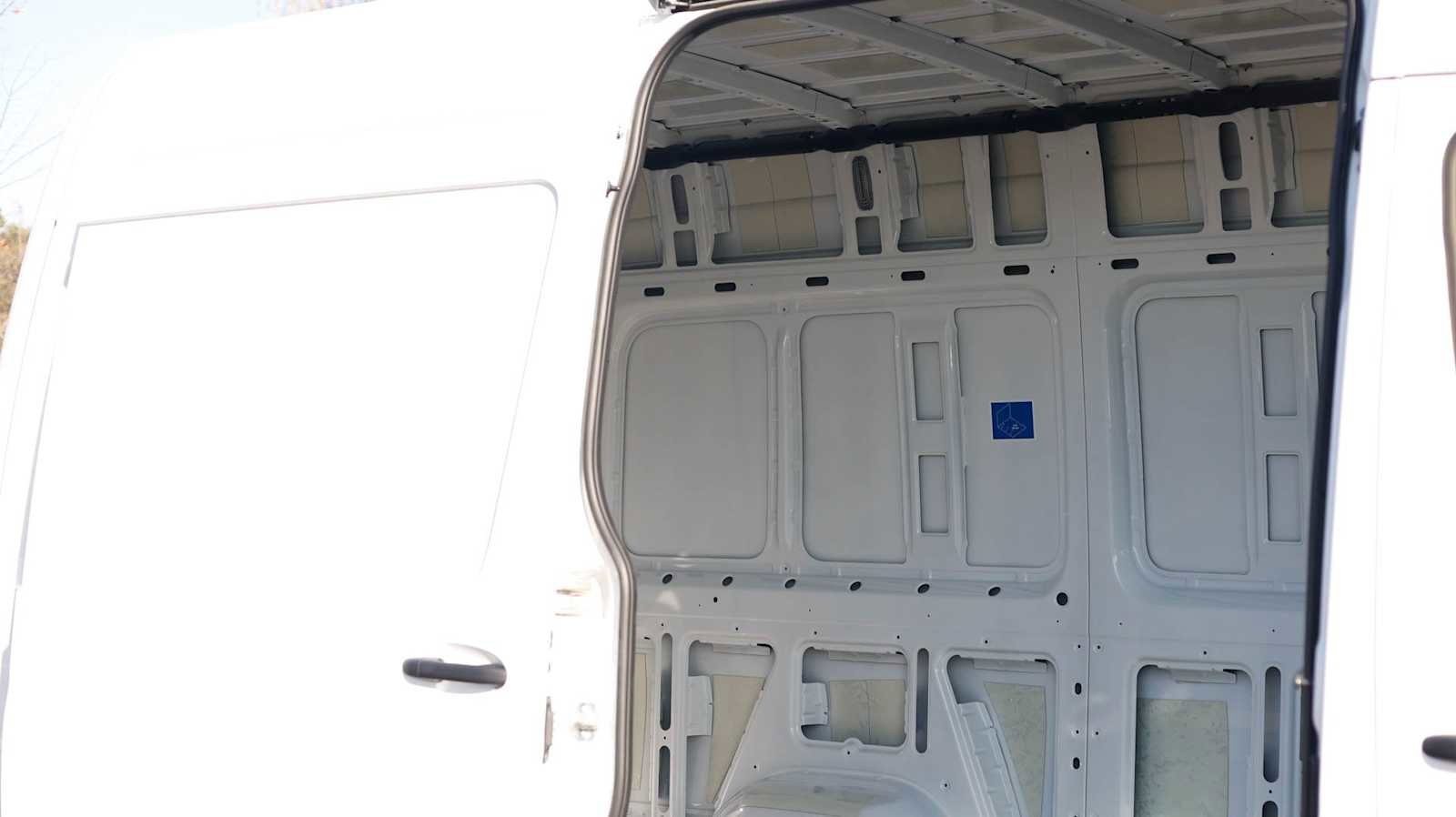 New 2025 Mercedes-Benz Sprinter 2500 image 25