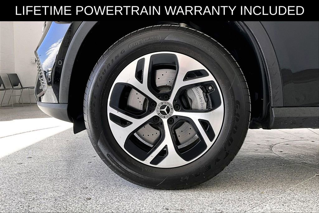 Used 2025 Mercedes-Benz GLC 350e 4MATIC image 12