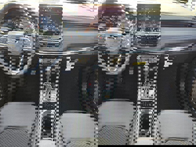 New 2026 Jeep Compass Latitude image 12