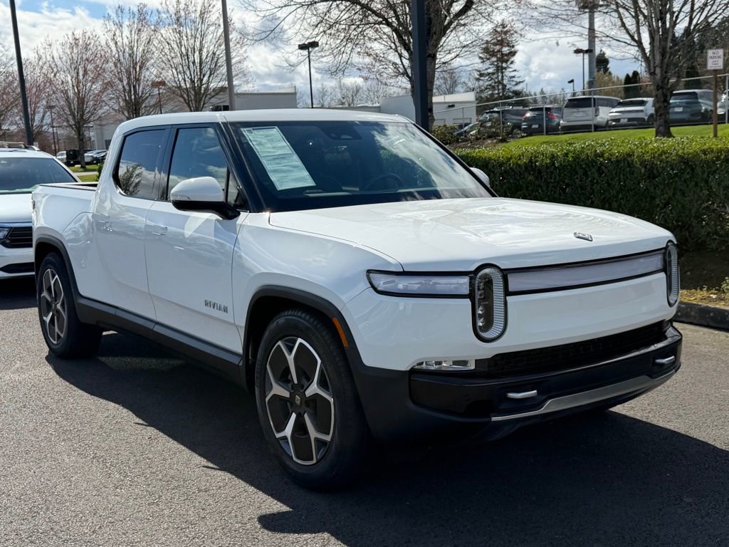 Used 2024 Rivian R1T Adventure image 2