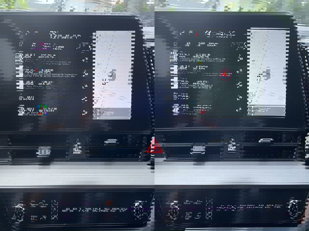 Used 2023 Kia Sportage EX image 13