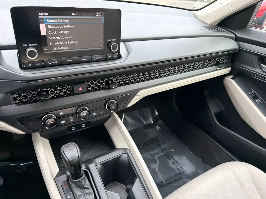 Used 2024 Honda Accord LX image 21