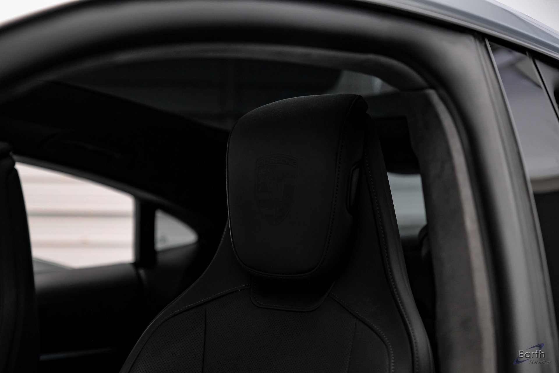 Used 2023 Porsche Taycan Turbo S w/ Premium Package image 36