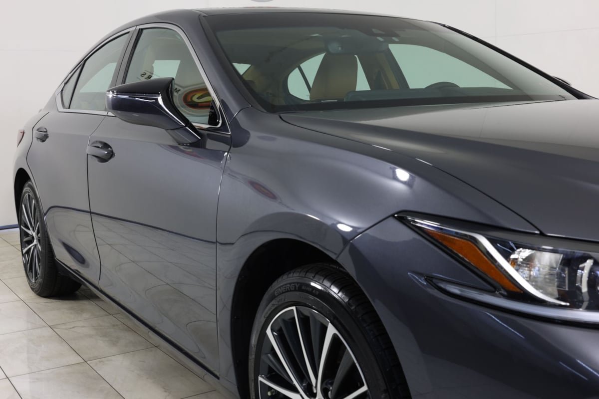 Used 2024 Lexus ES 350 w/ Premium Package FWD image 39