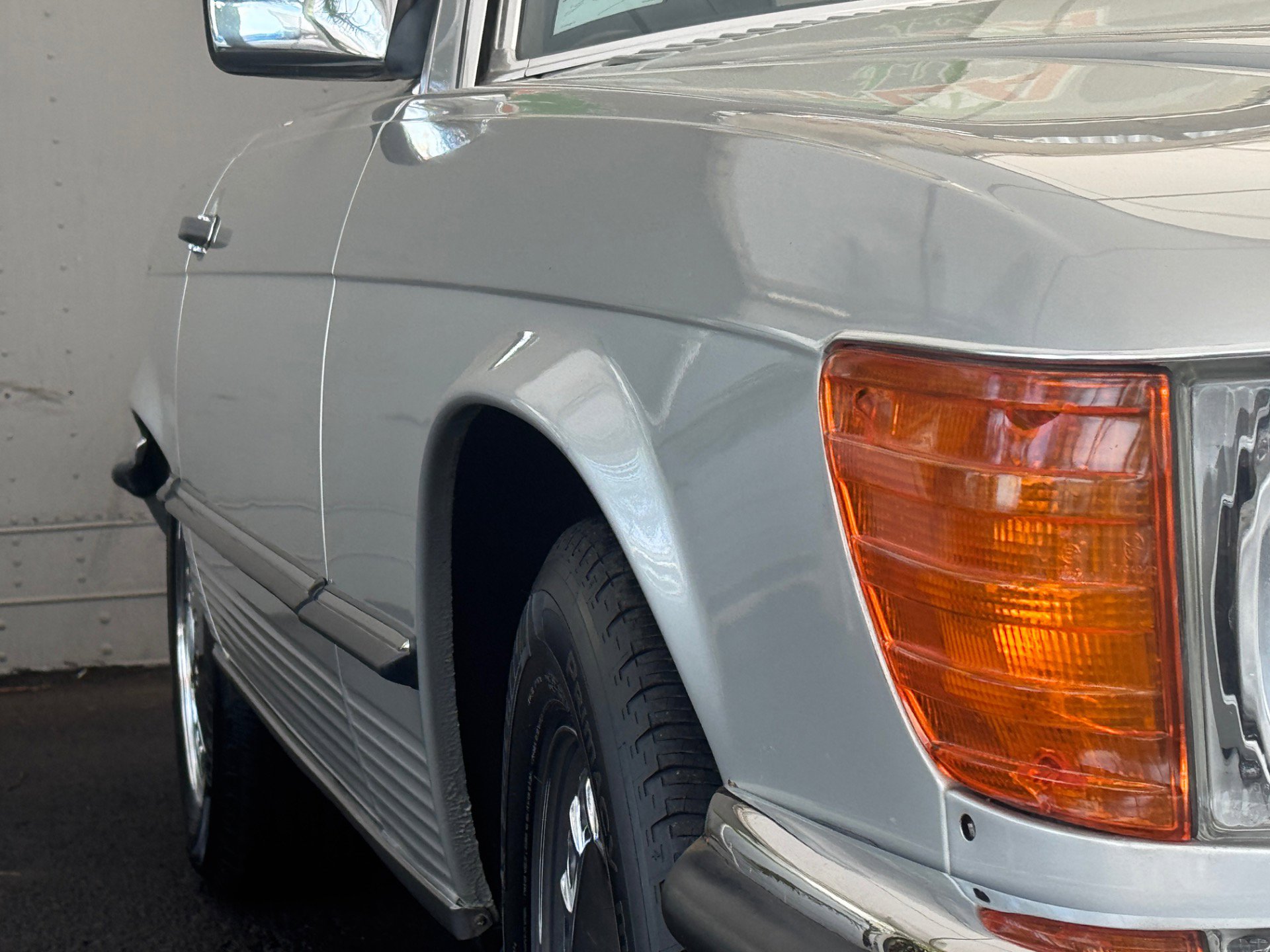 Used 1986 Mercedes-Benz 560 SL image 39