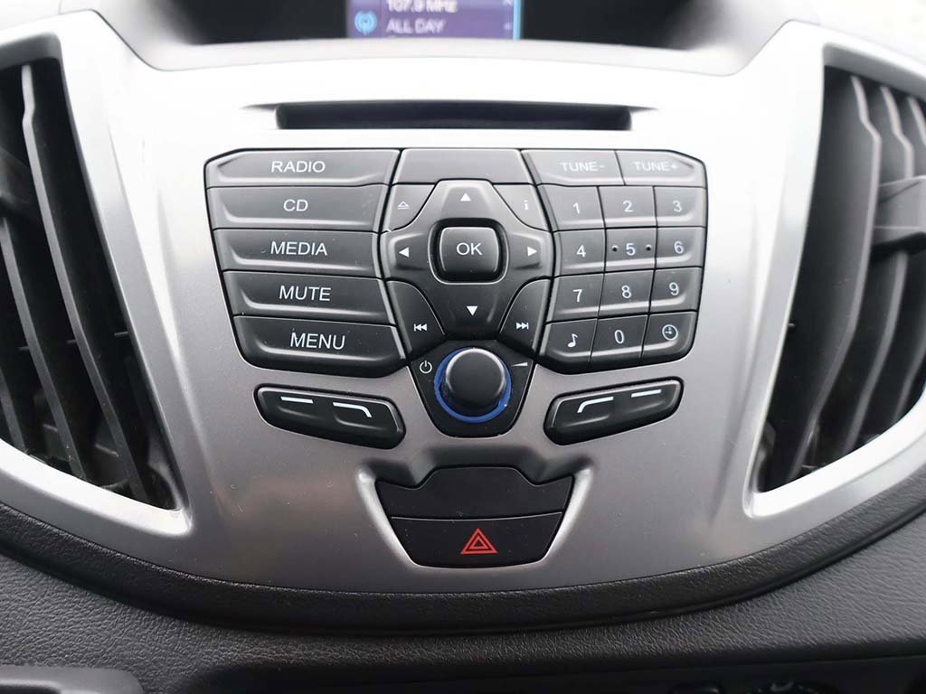 Used 2015 Ford Transit 350 XLT image 29