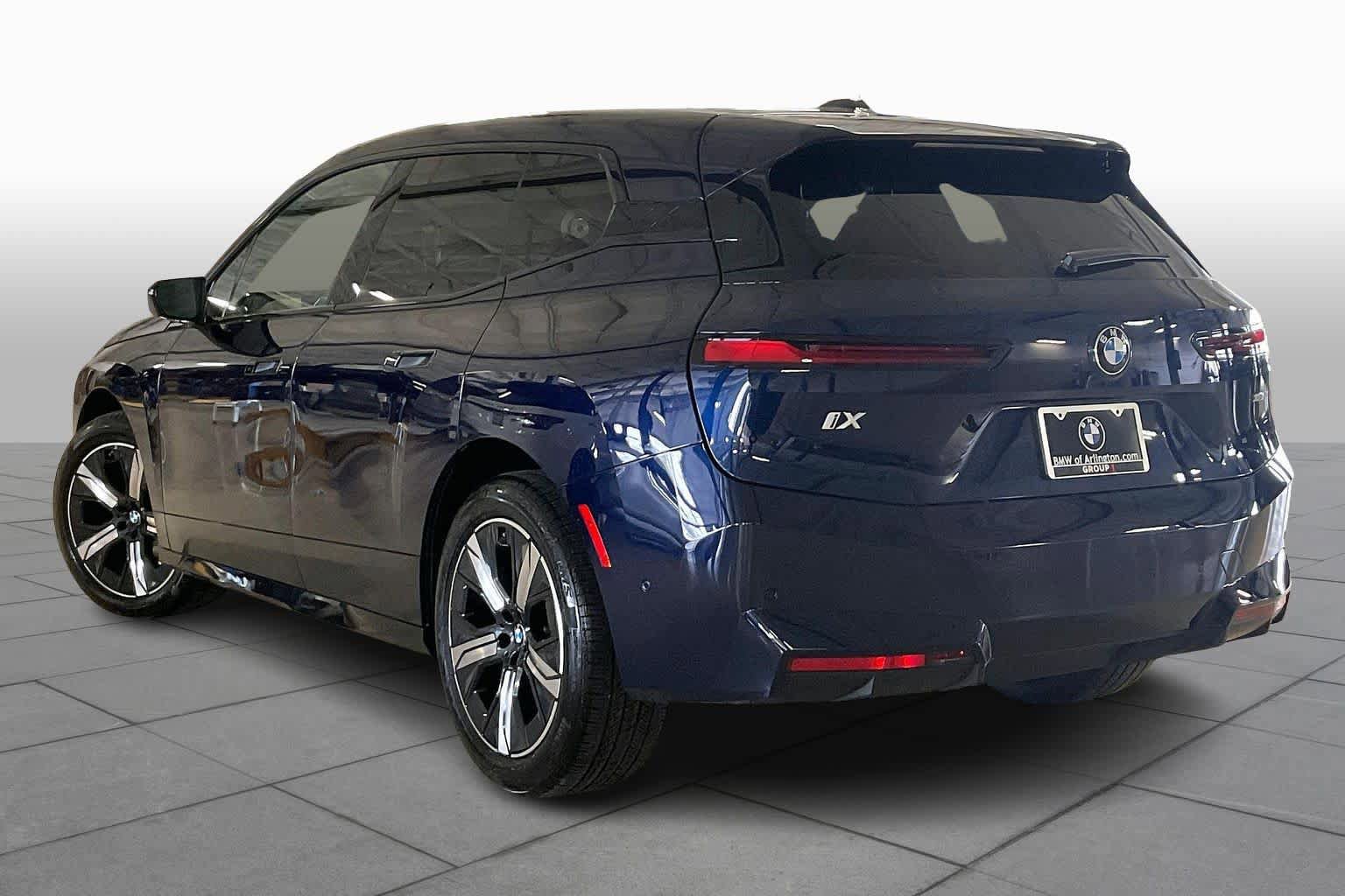 New 2026 BMW iX xDrive45 image 12