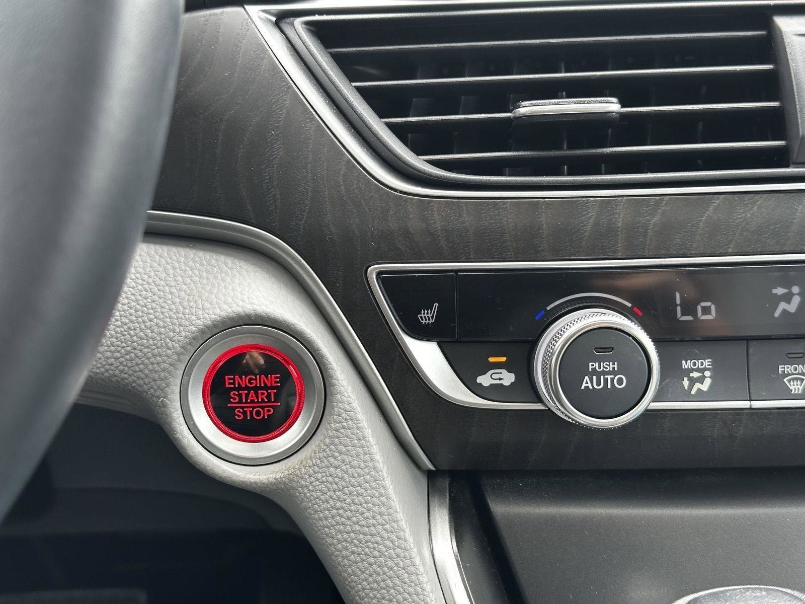 Certified 2018 Honda Accord EX-L image 27