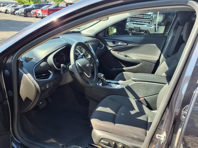 Used 2023 Chevrolet Malibu LT FWD image 19