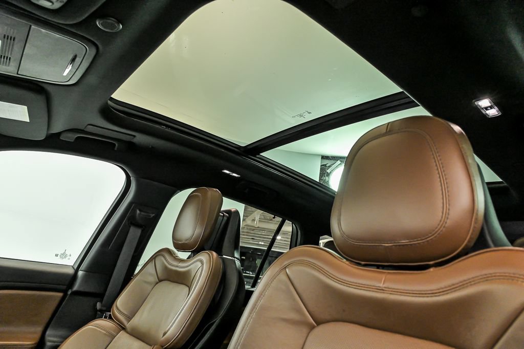 Used 2023 Lincoln Aviator Reserve w/ Equipment Group 201A AWD/4WD image 15