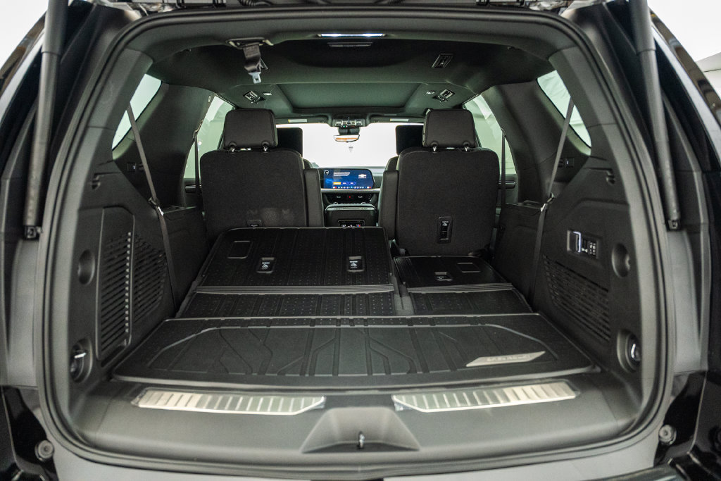 New 2026 Chevrolet Tahoe High Country AWD/4WD image 10