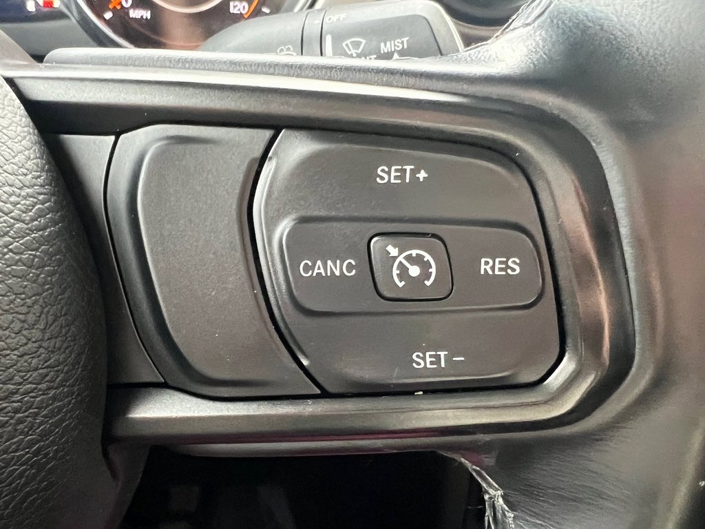 Used 2021 Jeep Gladiator Sport image 8
