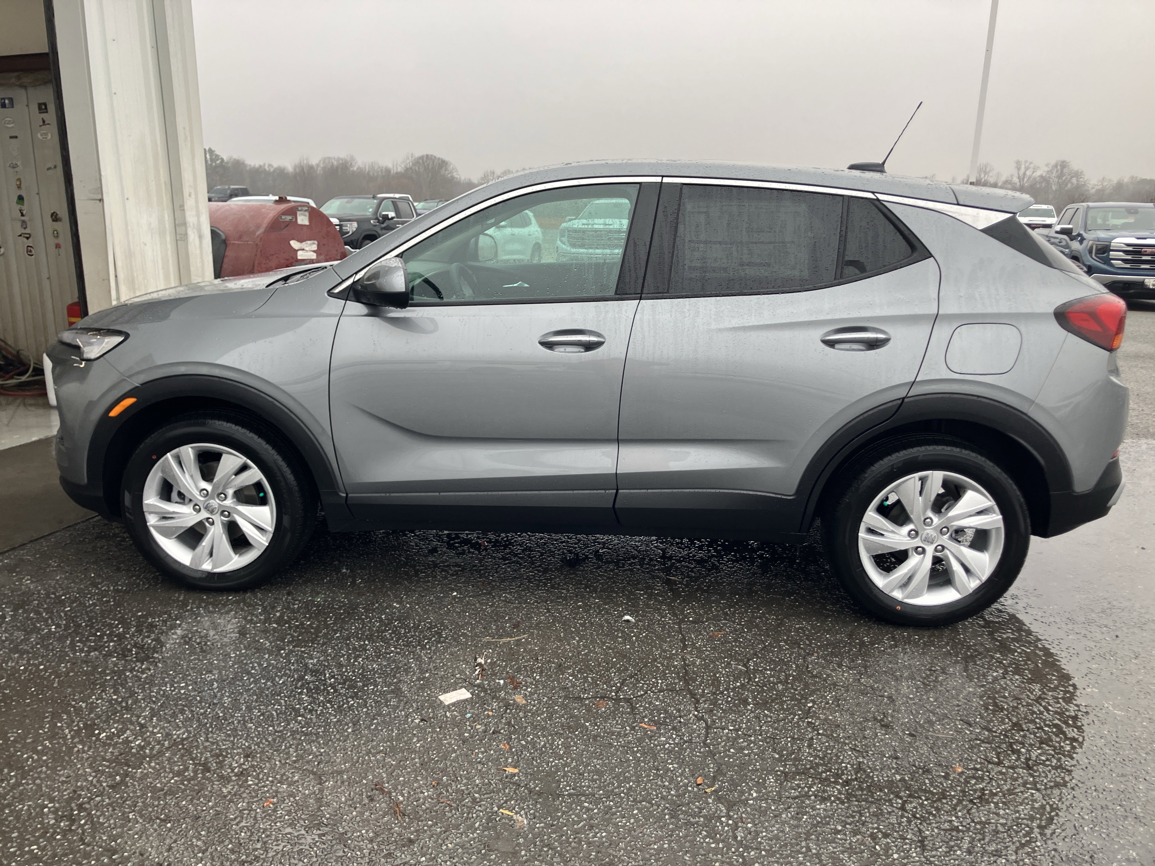 New 2026 Buick Encore GX Preferred w/ Comfort Package FWD image 3