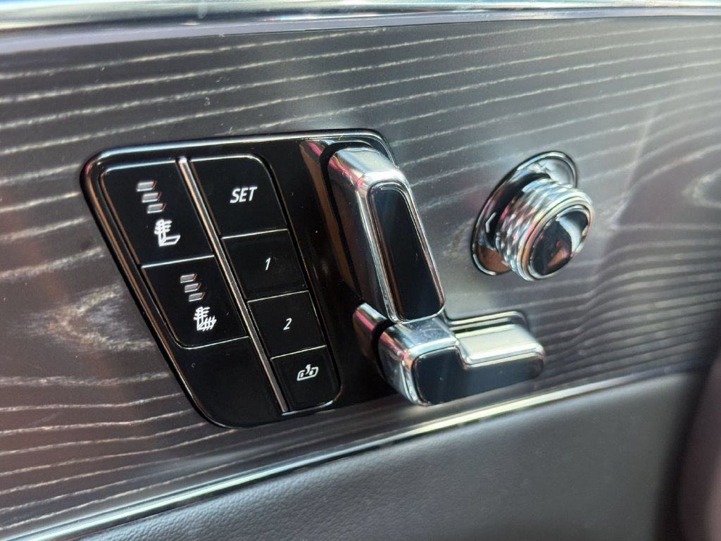 Certified 2024 Cadillac Lyriq Sport RWD image 22