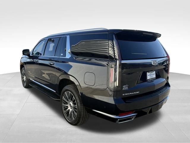 Used 2021 Cadillac Escalade ESV Premium Luxury w/ Performance Package image 11