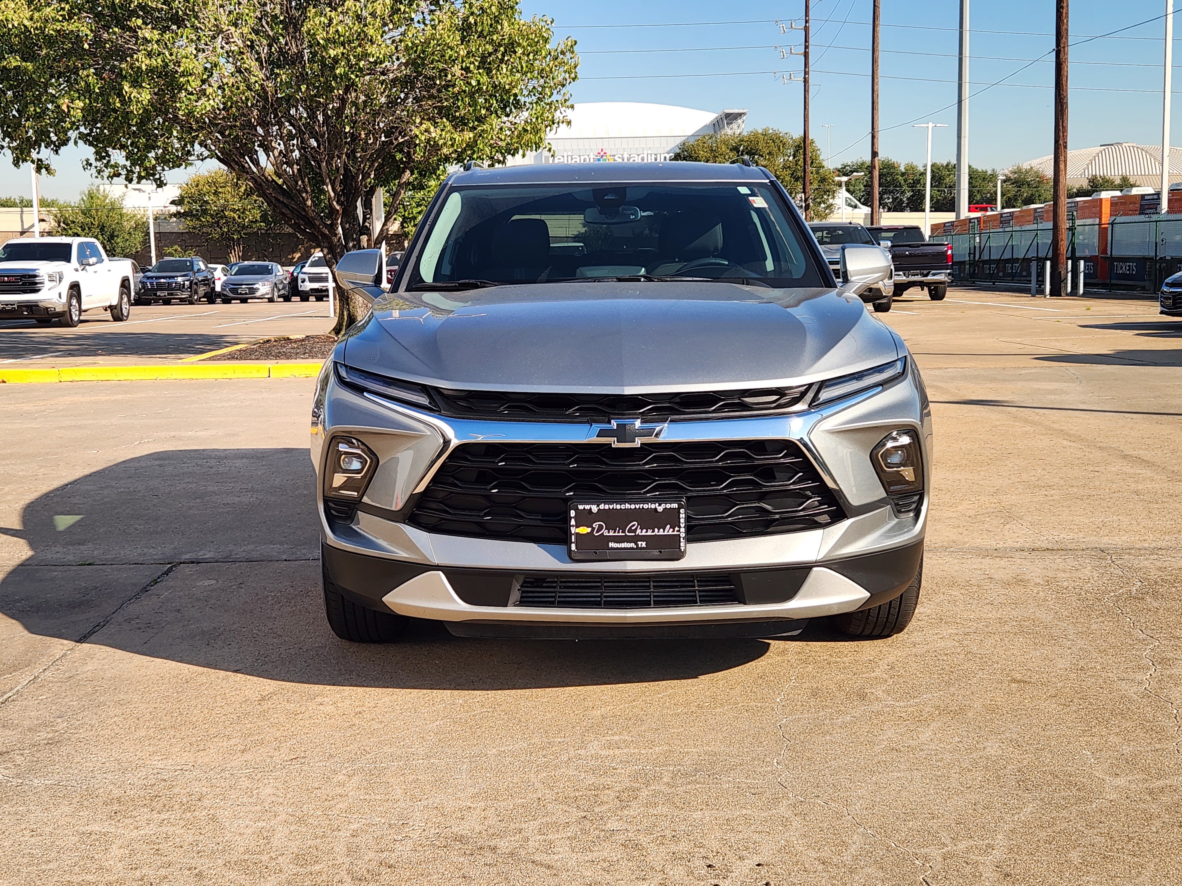Used 2024 Chevrolet Blazer LT w/ Convenience Package FWD image 3