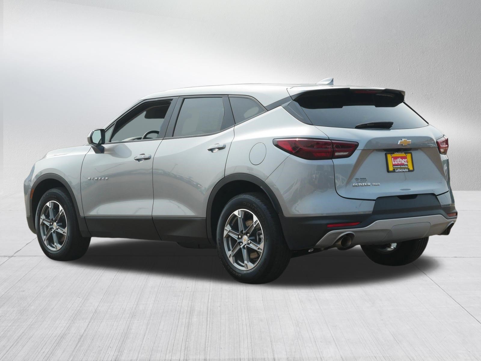 Used 2025 Chevrolet Blazer LT AWD/4WD image 5