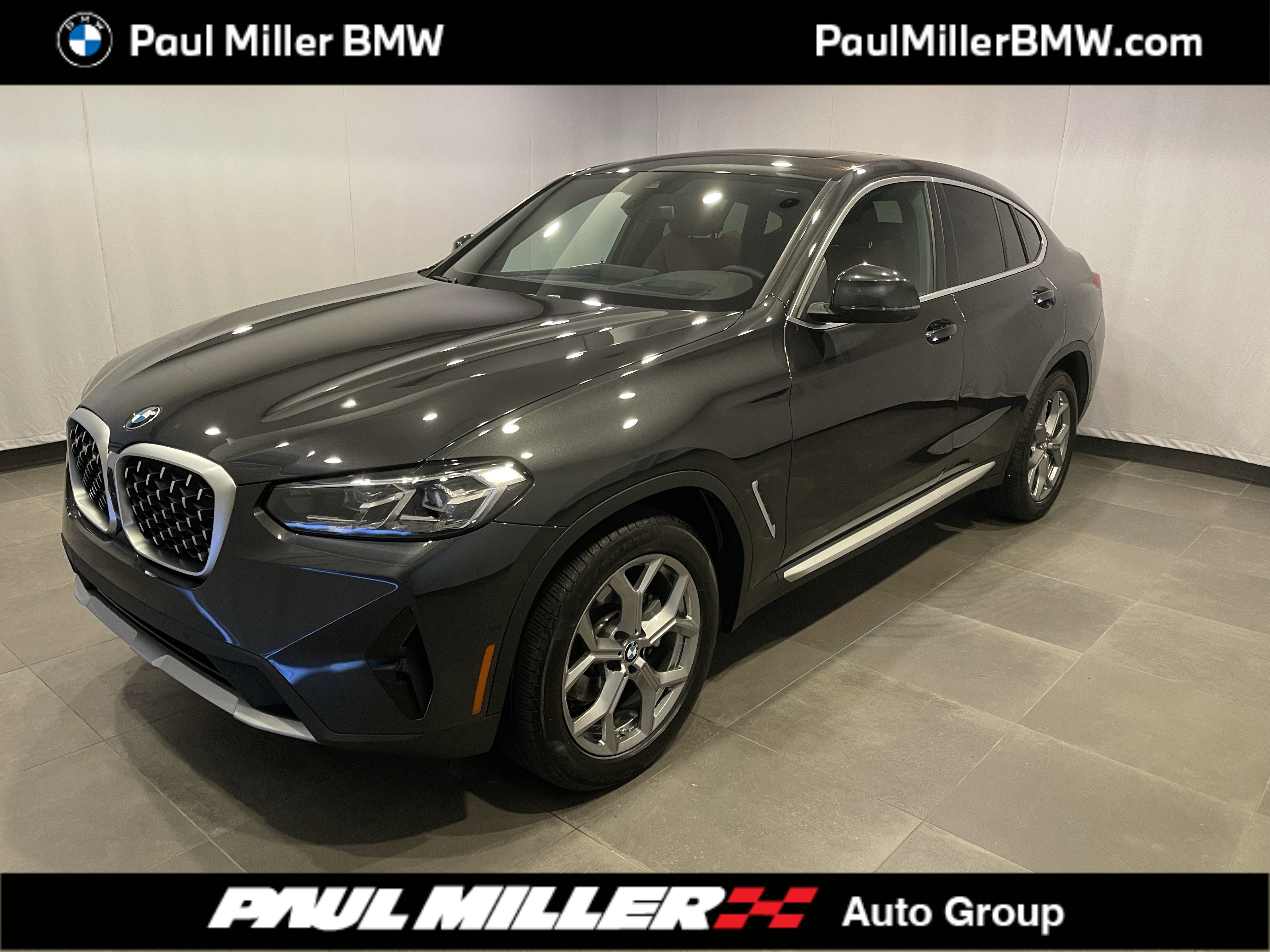 Used 2025 BMW X4 xDrive30i w/ Premium Package AWD/4WD image 1