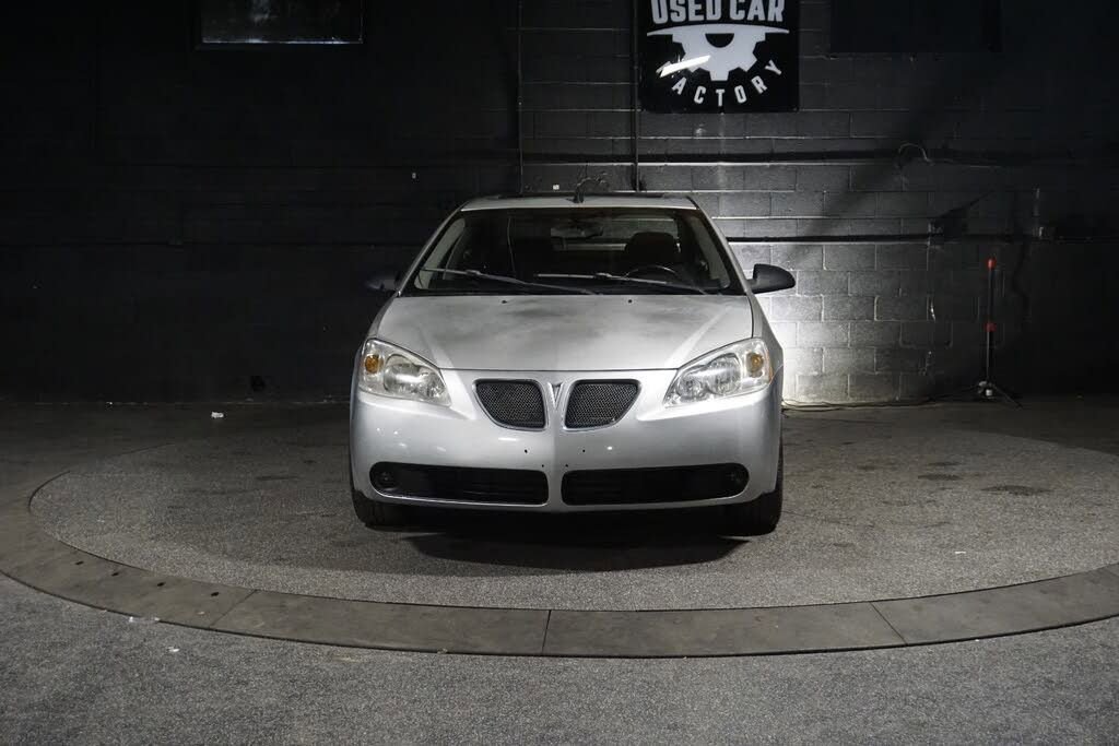 Used 2008 Pontiac G6 GT w/ Sun And Sound Package FWD image 9