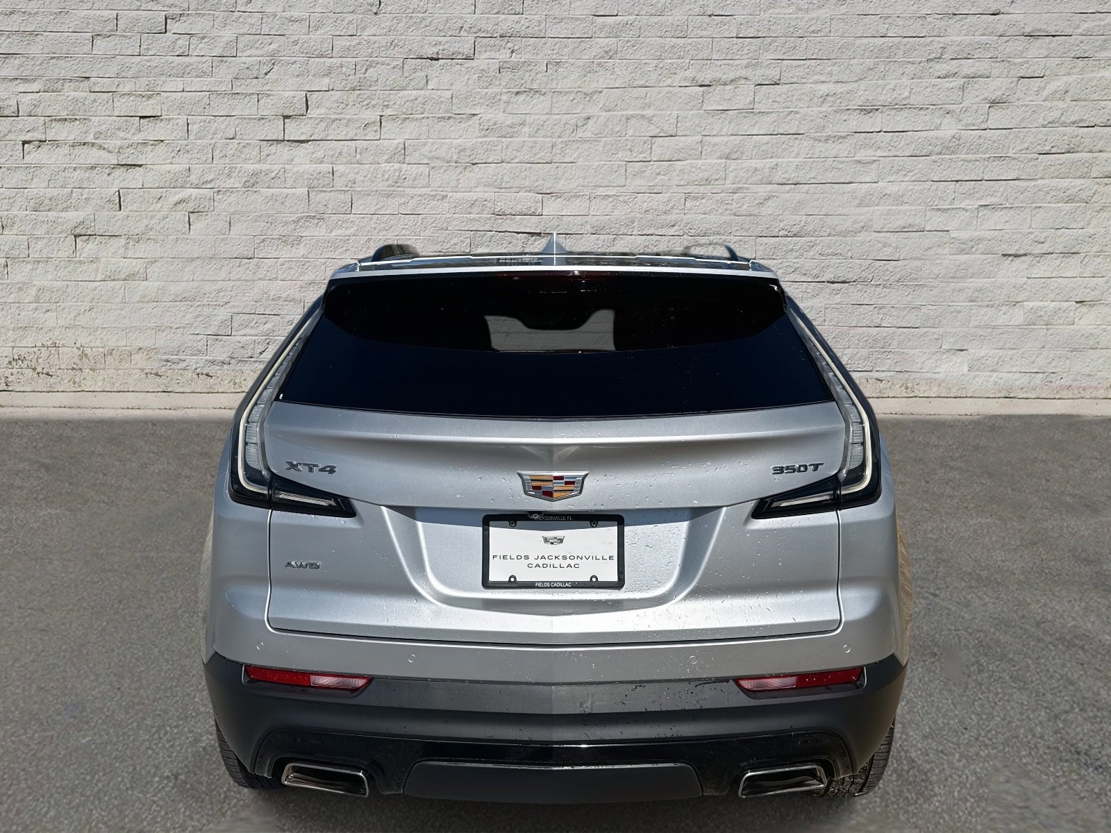 Used 2022 Cadillac XT4 Sport w/ Enhanced Visibility Package image 4