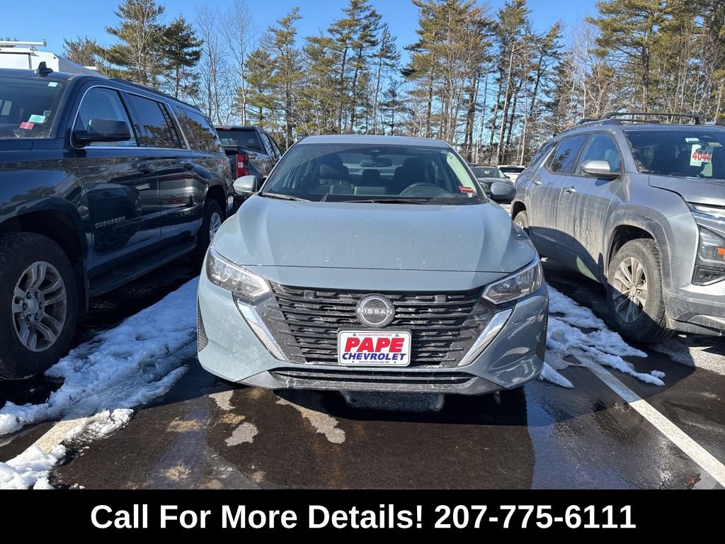 Used 2024 Nissan Sentra SV image 3