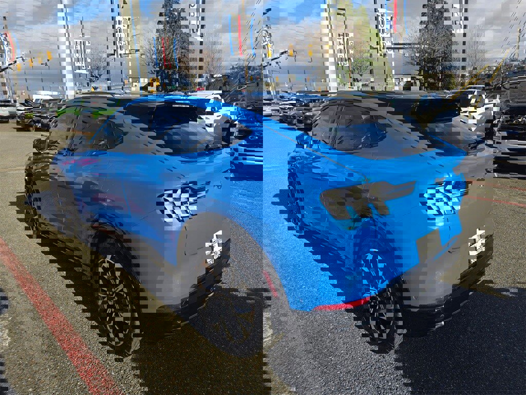 Used 2022 Ford Mustang Mach-E Premium image 7