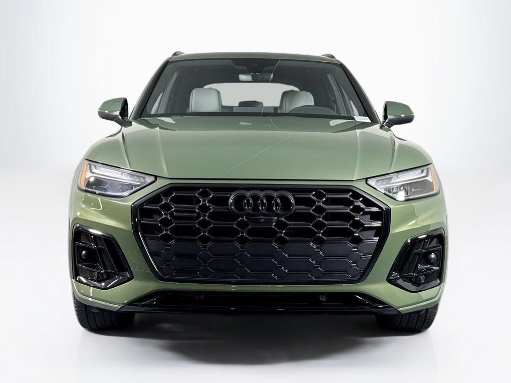 Used 2024 Audi Q5 e Premium Plus w/ Premium Plus Package AWD/4WD image 8