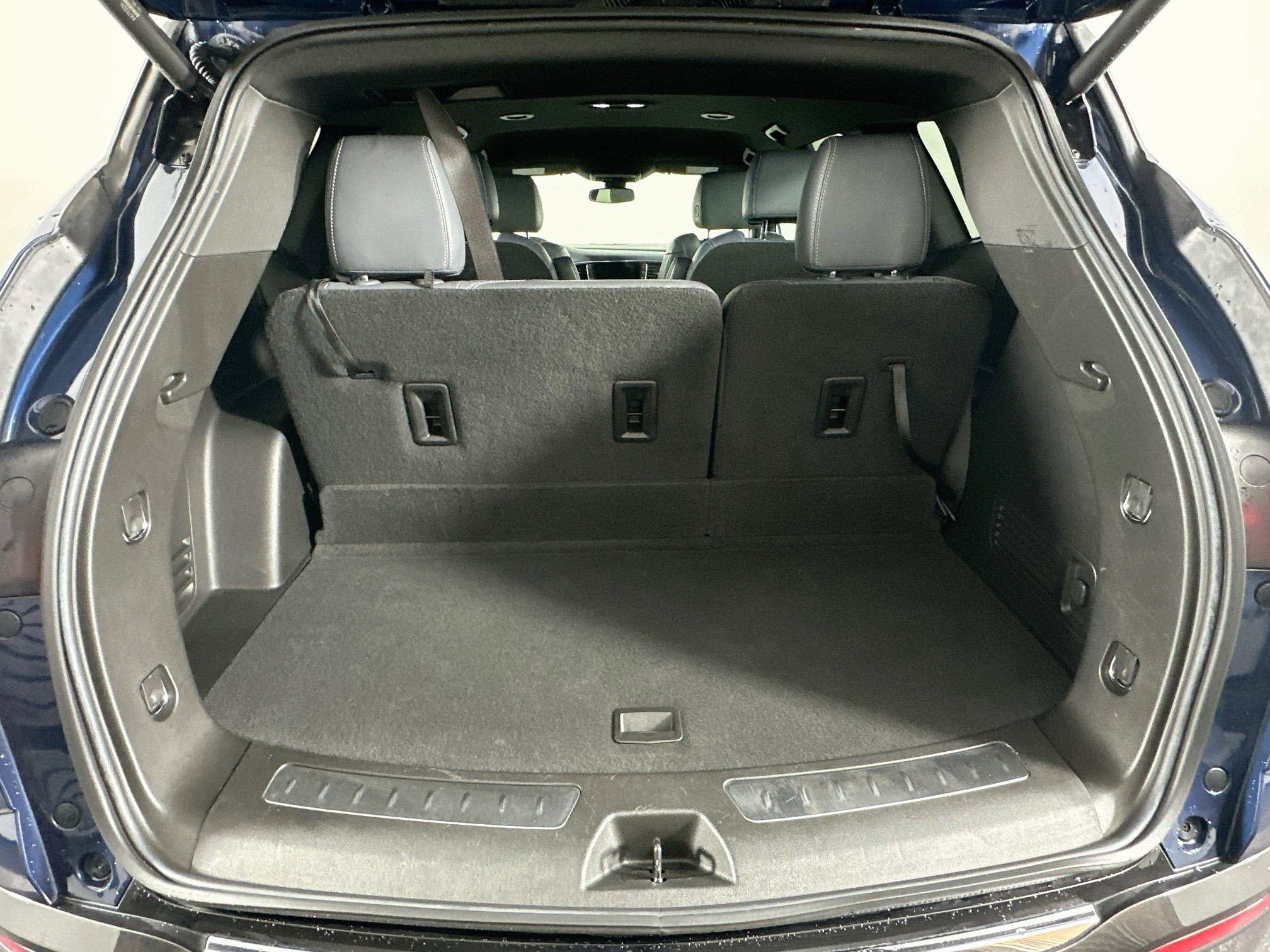 Used 2023 Buick Enclave Essence w/ Trailering Package, 5000 lbs. FWD image 30