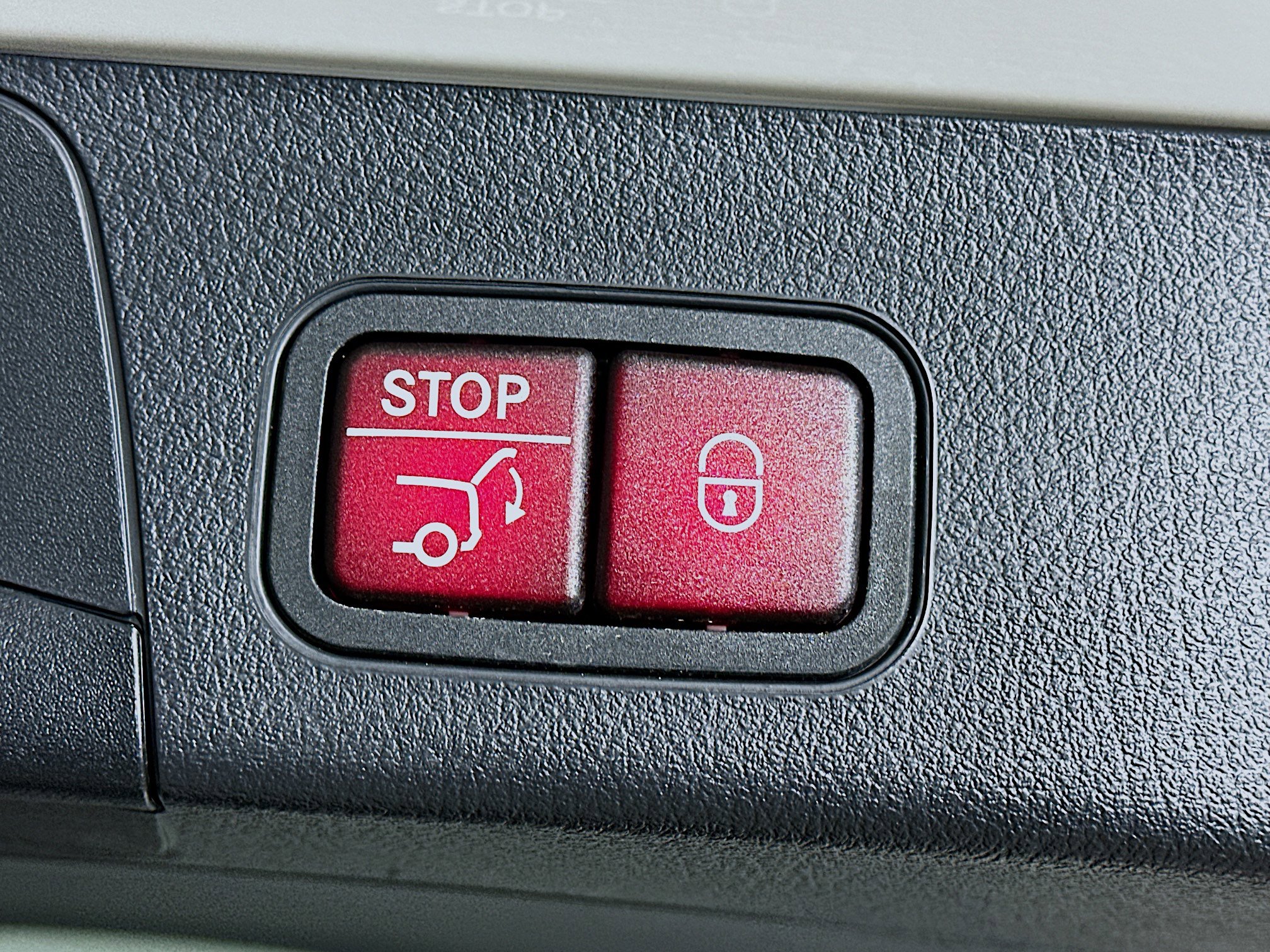 Certified 2023 Mercedes-Benz EQB 300 300 w/ Driver Assistance Package image 36