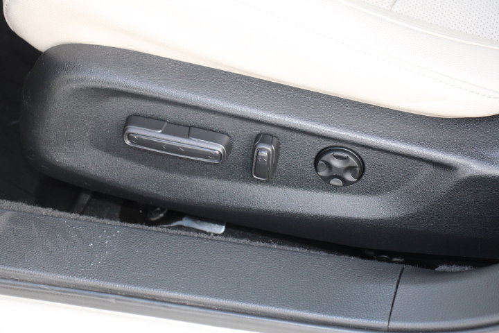 Used 2020 Honda Accord EX-L image 12