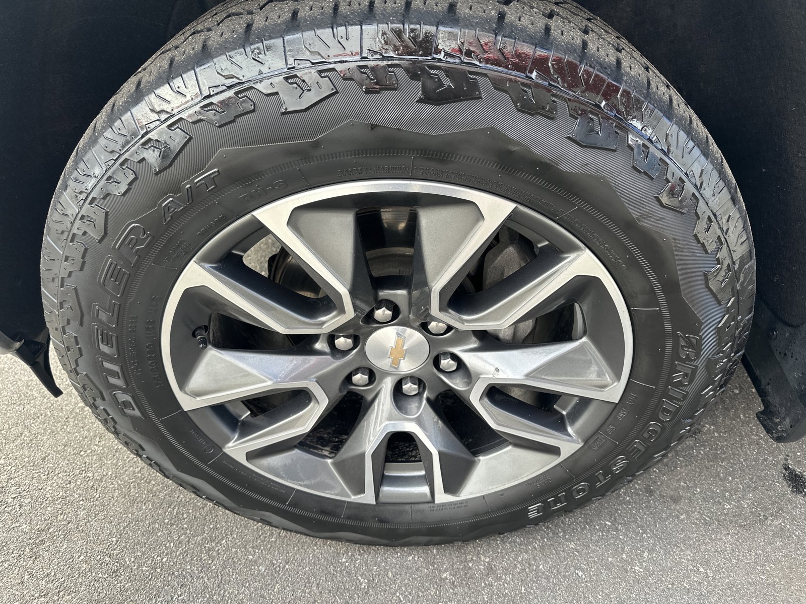 Used 2023 Chevrolet Silverado 1500 LT image 32