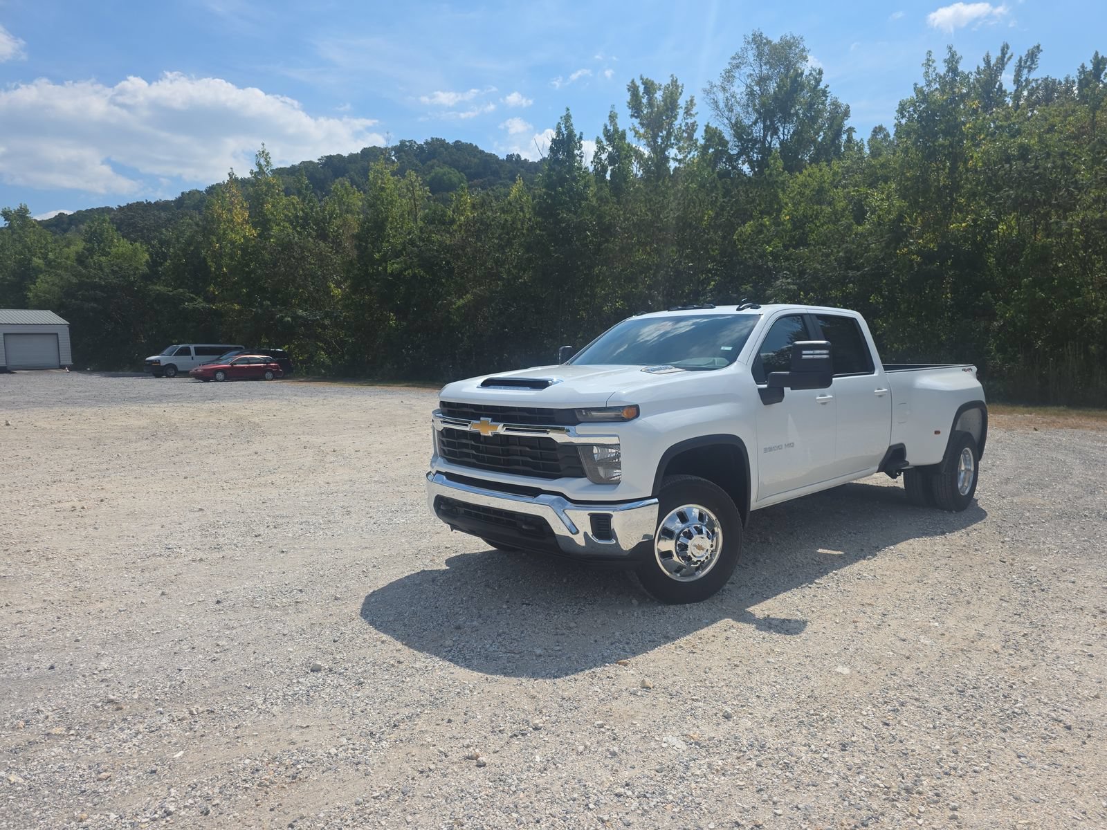 New 2026 Chevrolet Silverado 3500 LT AWD/4WD image 1