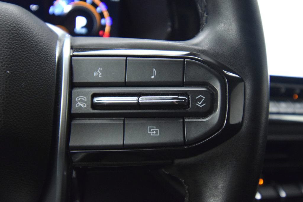 Used 2024 Chevrolet Colorado LT w/ LT Convenience Package RWD image 34