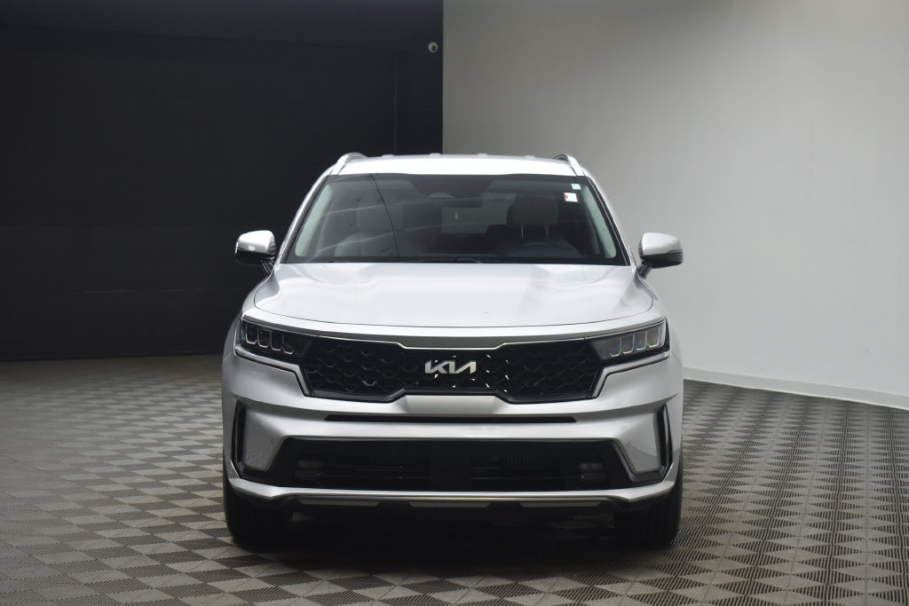 Used 2023 Kia Sorento EX AWD/4WD image 17