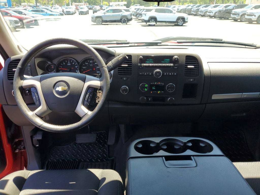 Used 2013 Chevrolet Silverado 1500 LT w/ All-Star Edition AWD/4WD image 22