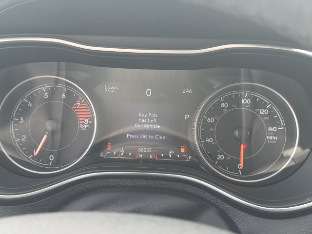 Used 2019 Jeep Cherokee Trailhawk w/ Cold Weather Group AWD/4WD image 26