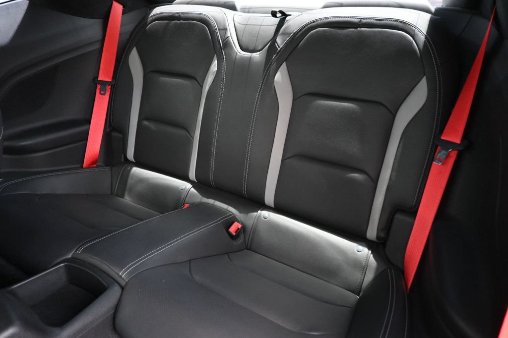 Used 2020 Chevrolet Camaro SS RWD image 17
