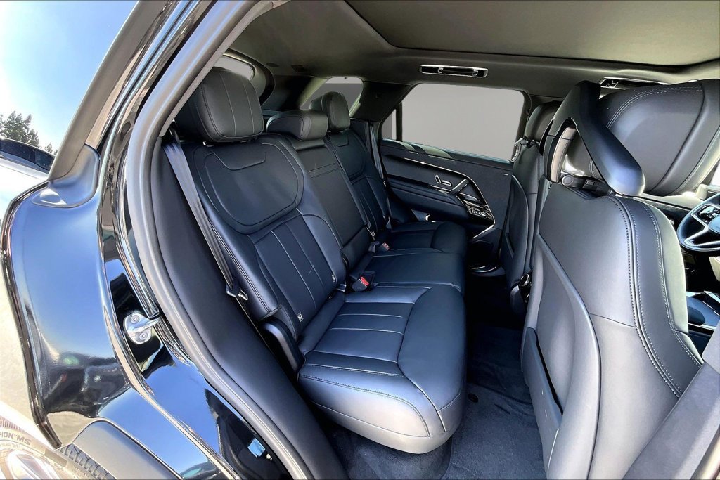 New 2027 Land Rover Range Rover Sport SE AWD/4WD image 10