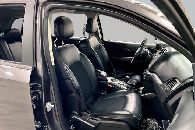 Used 2017 Dodge Journey Crossroad w/ Rear Seat Video Group I FWD image 7